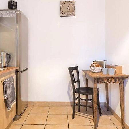 Colmar Appt familial à 3 min du centre - parking gratuit - Une chambre et 5 pers Exterior foto