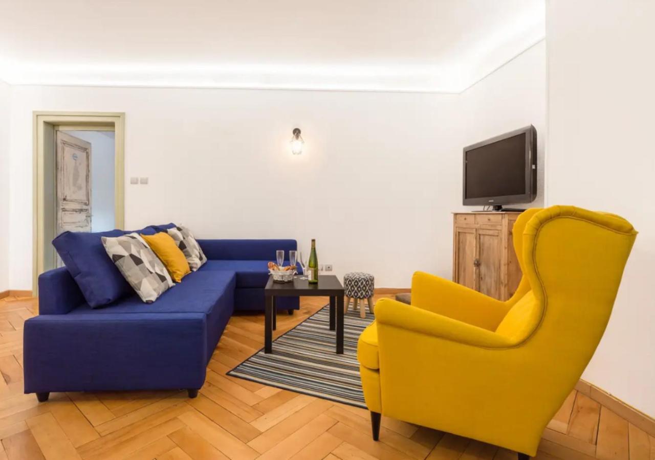 Colmar Appt familial à 3 min du centre - parking gratuit - Une chambre et 5 pers Exterior foto